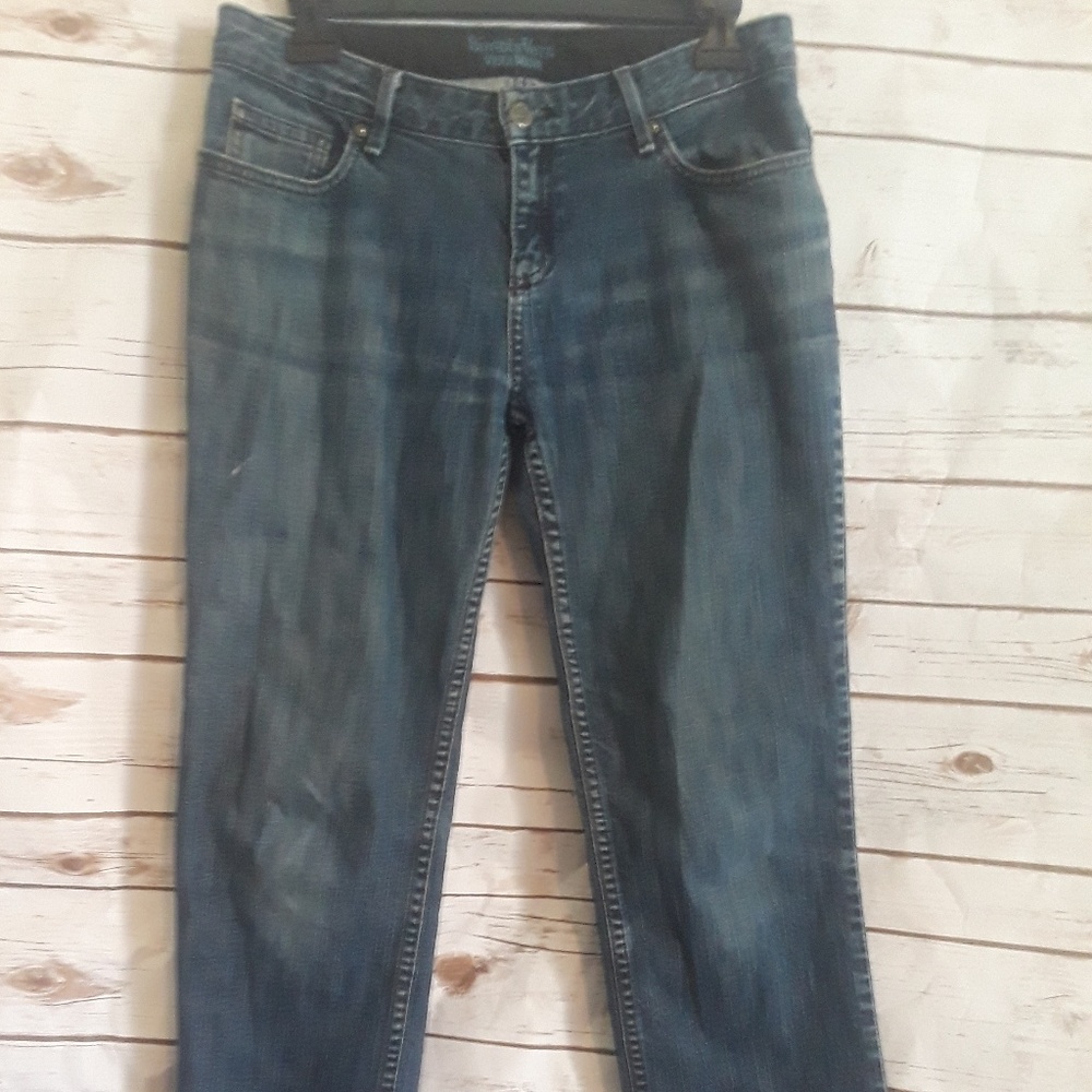 Ladies jeans.